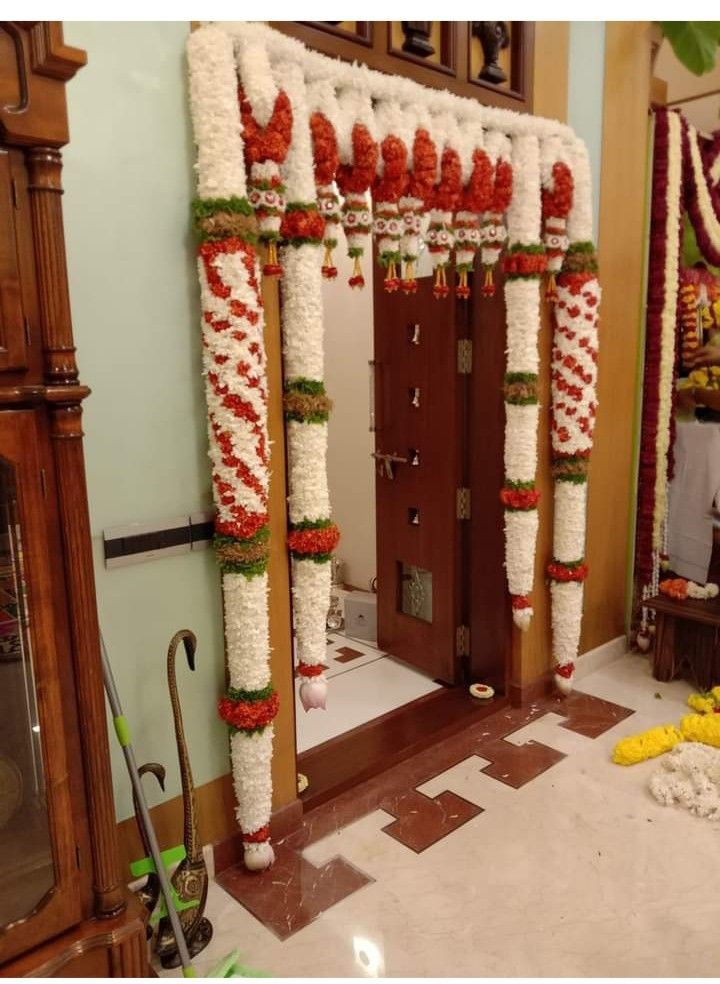 Opening the door to new possibilities with blooming florals